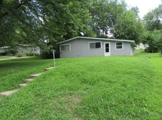414 SW Saline St, Topeka, KS 66606