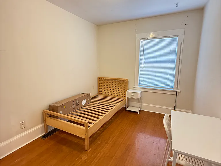 2450 Parker St — Photo 9