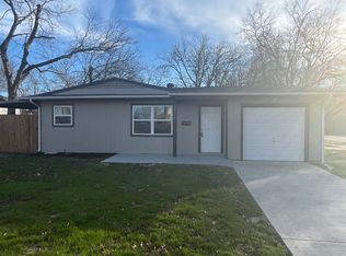 2706 Gross Rd, Dallas, TX 75228