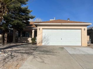 641 Clayton Meadows Dr NE, Rio Rancho, NM 87144
