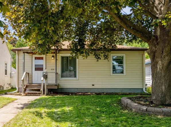 626 8th Ave S, South Saint Paul, MN 55075