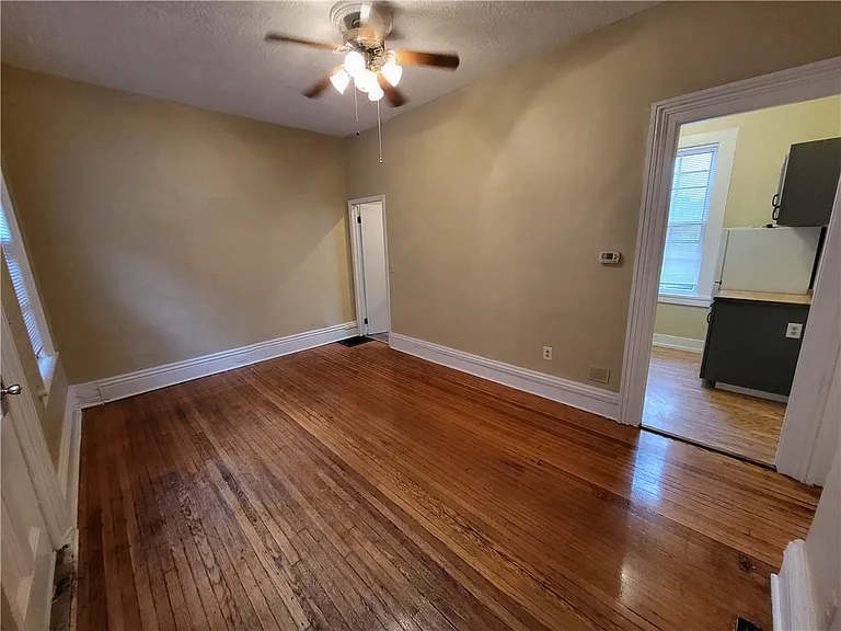 168 Gibbs St #2 — Photo 6