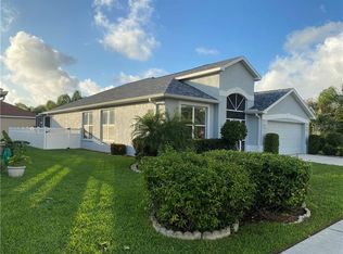 5627 New Covington Dr, Sarasota, FL 34233