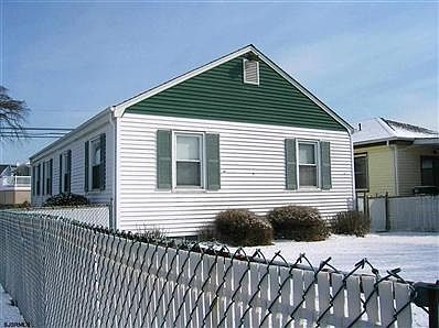 2nd image of 218 N Kenyon Ave