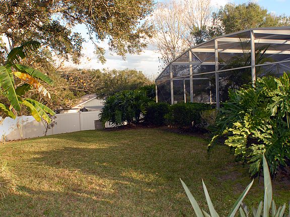 5th image of 15841 Bay Lakes Trl