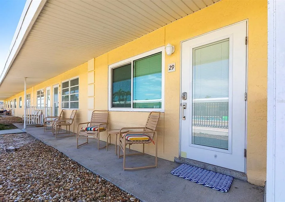 6006 Midnight Pass Rd #29