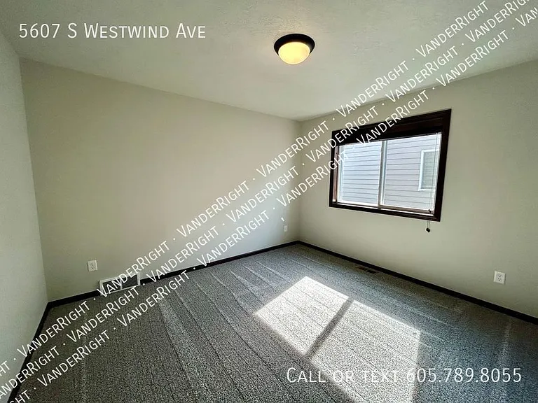 5607 S Westwind Ave — Photo 22