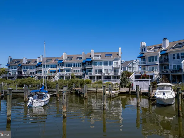 8084 Windward Key Dr, Chesapeake Beach, MD 20732