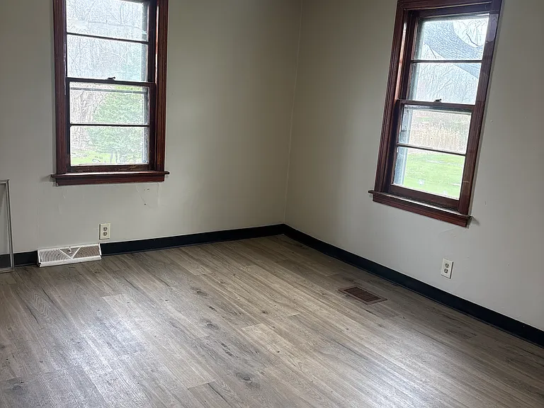 262 Indian Church Rd #UR — Photo 4