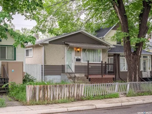 1827 Quebec STREET, Regina, SK S4P 1J6