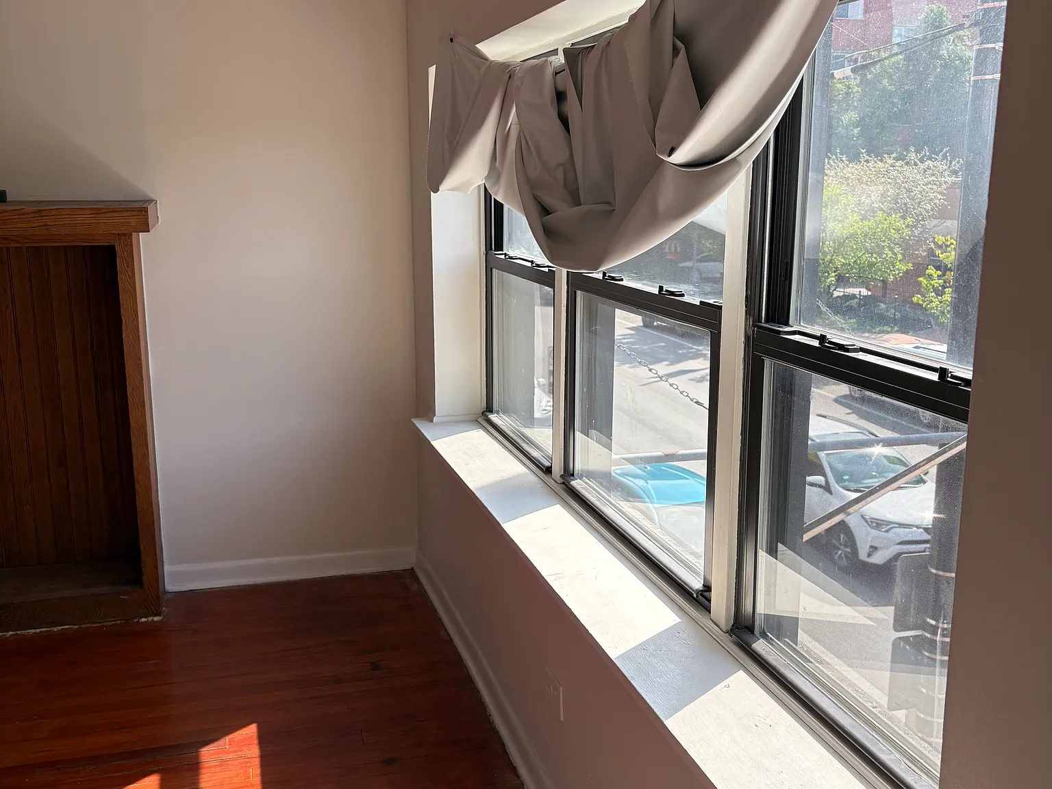 3 bed, 1800 sqft, $2,000 — Photo 2