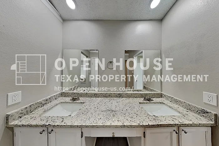 3512 Riverview Dr — Photo 11