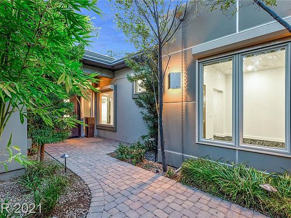 4th image of 3 Boulder Rock Cir