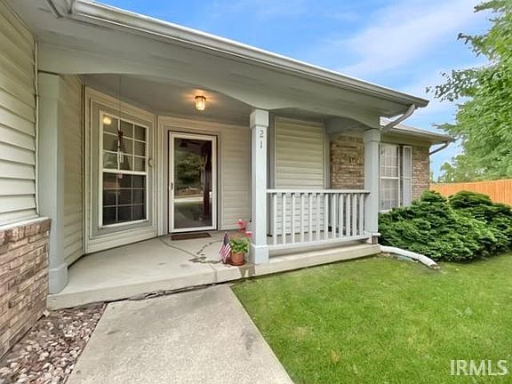 2nd image of 21 Glade Ct