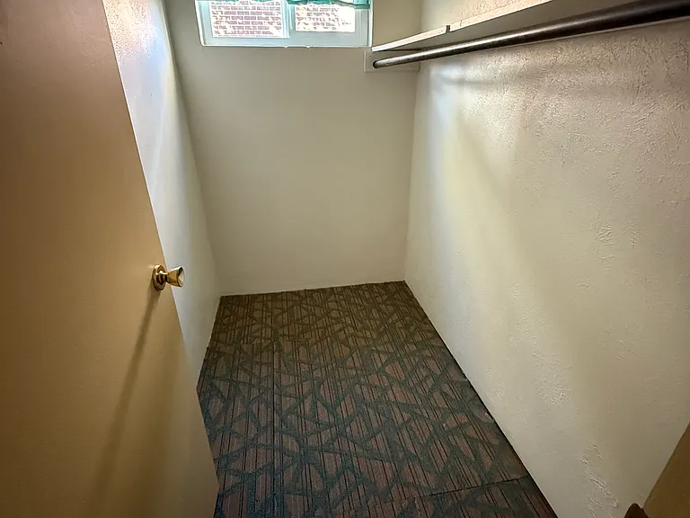 2975 S Downing St — Photo 21