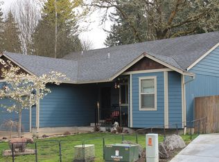 88079 9th St, Veneta, OR 97487