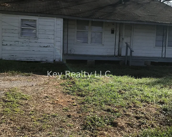 41 Westwood Blvd — Photo 1