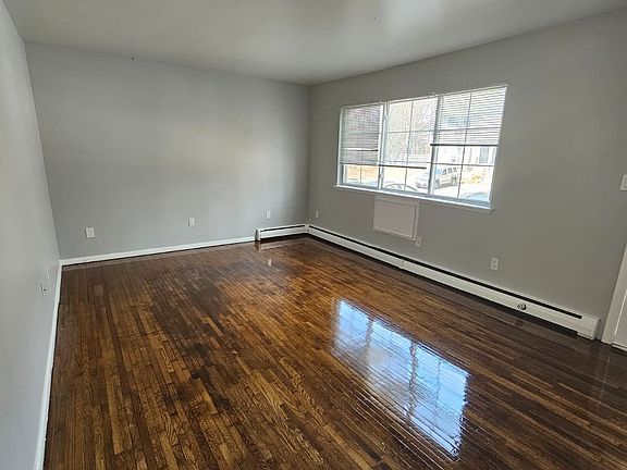 3rd image of 51 Eastern Ave #25