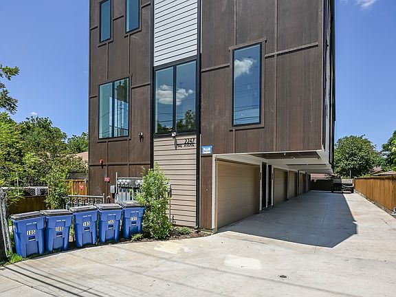 2nd image of 2247 Mail Ave #101