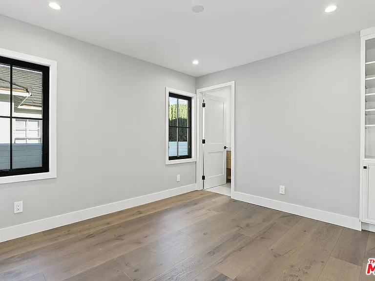 4919 Noeline Ave — Photo 14