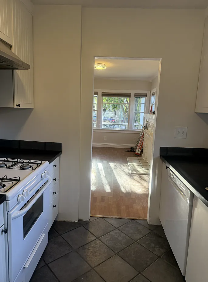 2 bed, 816 sqft, $2,250 — Photo 4