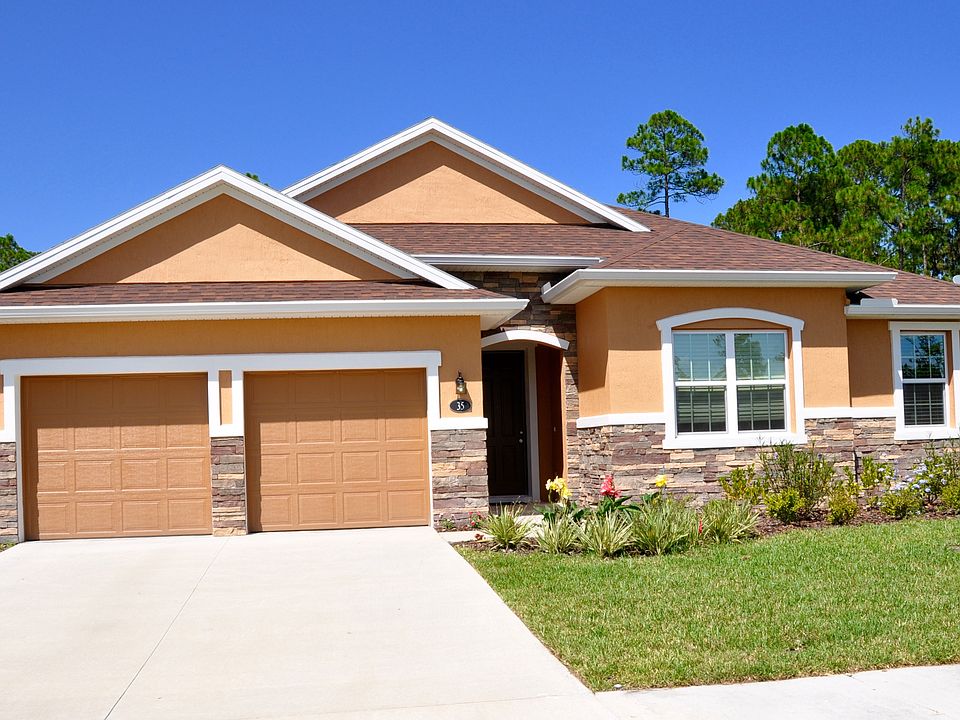 Beautiful Front Yard