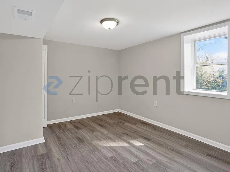 586 Oakside Dr SW #B — Photo 19