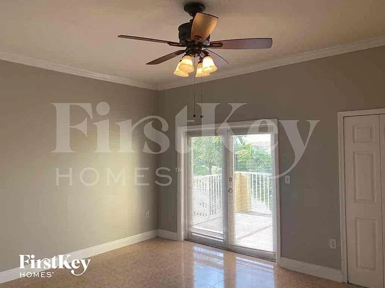 16119 SW 61st Ln — Photo 16