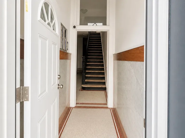 478 Roseville Ave #5 — Photo 6