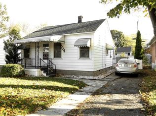 1922 Central Ave, Windsor, ON N8W4H9