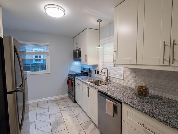 5th image of 588 Milford Ave