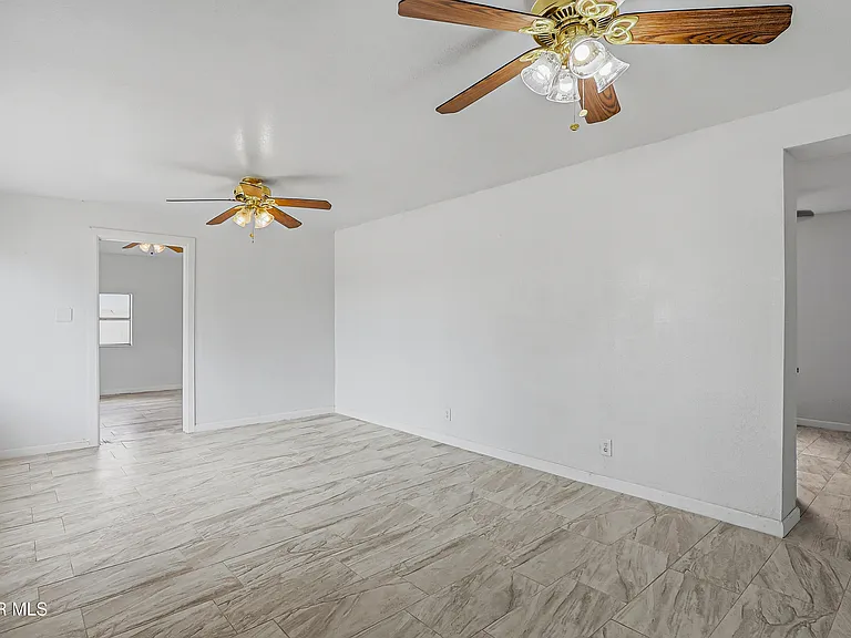 15088 Rancho Del Sur Dr — Photo 3