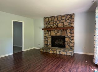 1315 Gary Alan Trce, Moody, AL 35004