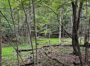 21 River Rd, Jay, NY 12941