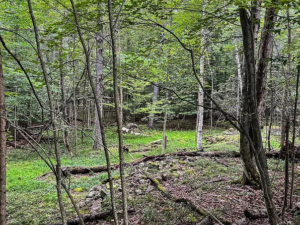 21 River Rd, Jay, NY 12941