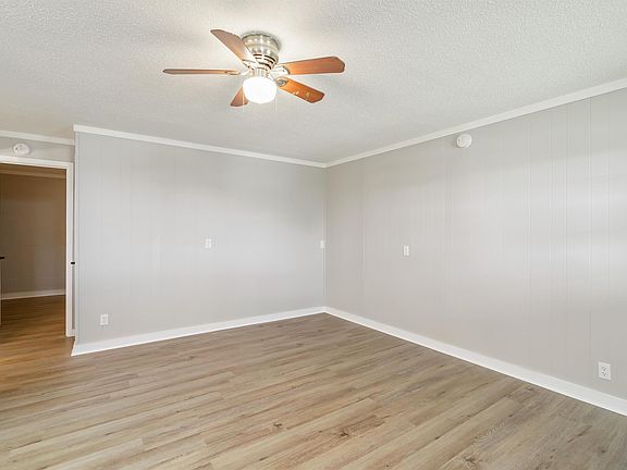 5th image of 1000 W 1st Ave #5