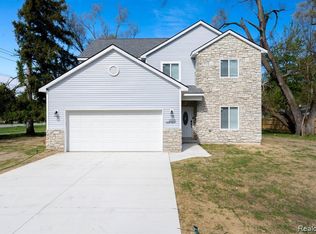 23013 Helen St, Southfield, MI 48033