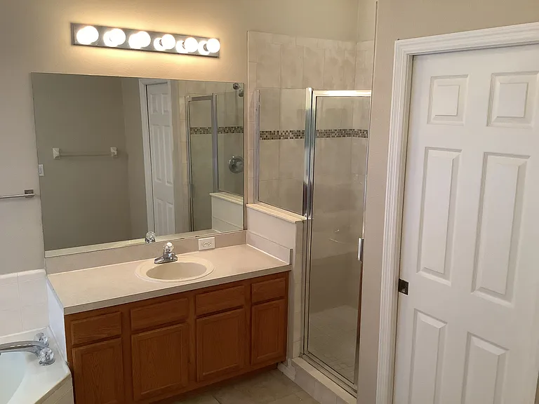 1716 Meadow Pond Way — Photo 12