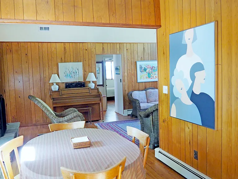 Surf Dr — Photo 11