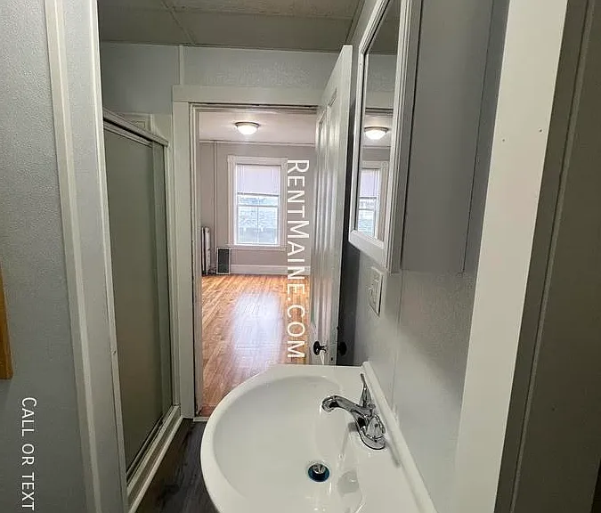 591 Main St #10 — Photo 9
