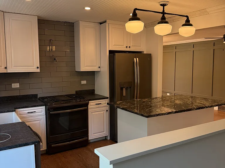 740 N La Grange Rd #1 — Photo 6