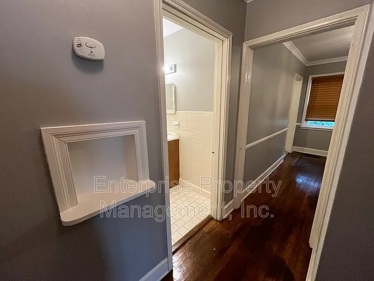 609 Houston St — Photo 7
