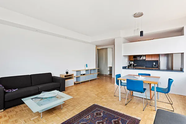 Rented by Corcoran | media 2