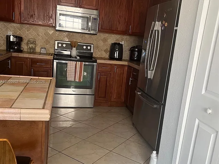 6227 SW 132nd Pl — Photo 7