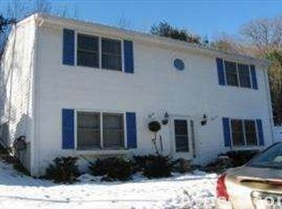 8 Farnum Pike, Smithfield, RI 02917