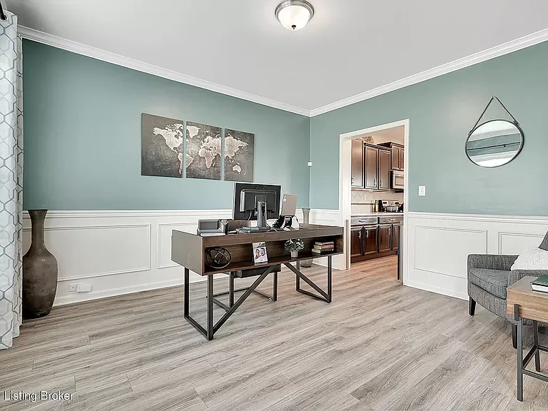 1919 Carabiner Way — Photo 4