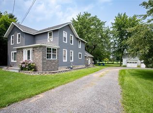 1096 McIvor Rd, Phelps, NY 14532