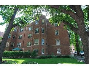 1st image of 801 W Erie St #2