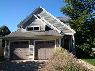 170 Temple St, West Roxbury, MA 02132