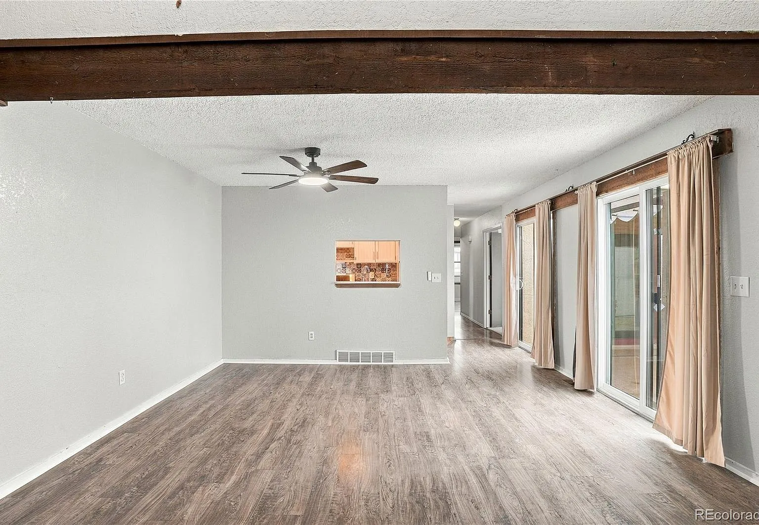 3 bed, 2.0 bath, 1936 sqft, $2,600 — Photo 3